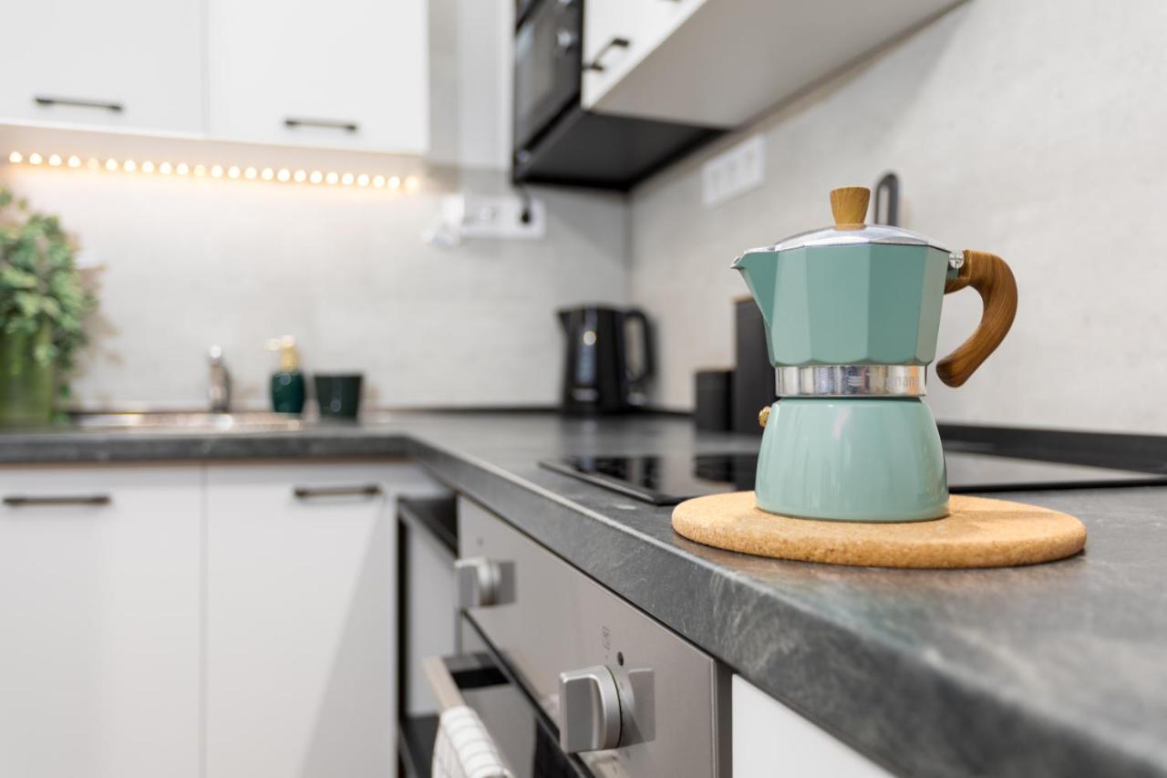 Green Goblin Apartment With Free Private Parking Budapest Extérieur photo
