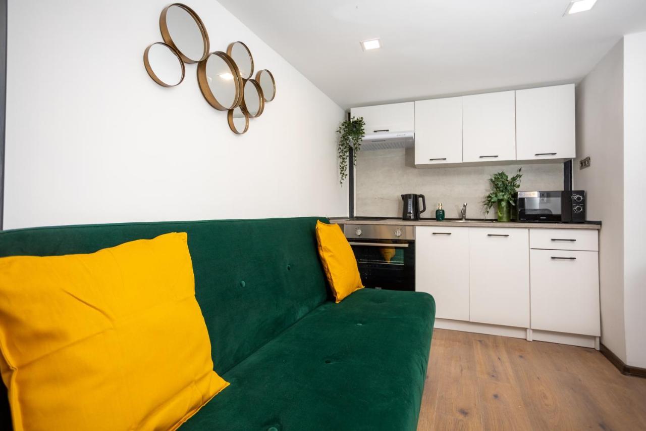 Green Goblin Apartment With Free Private Parking Budapest Extérieur photo