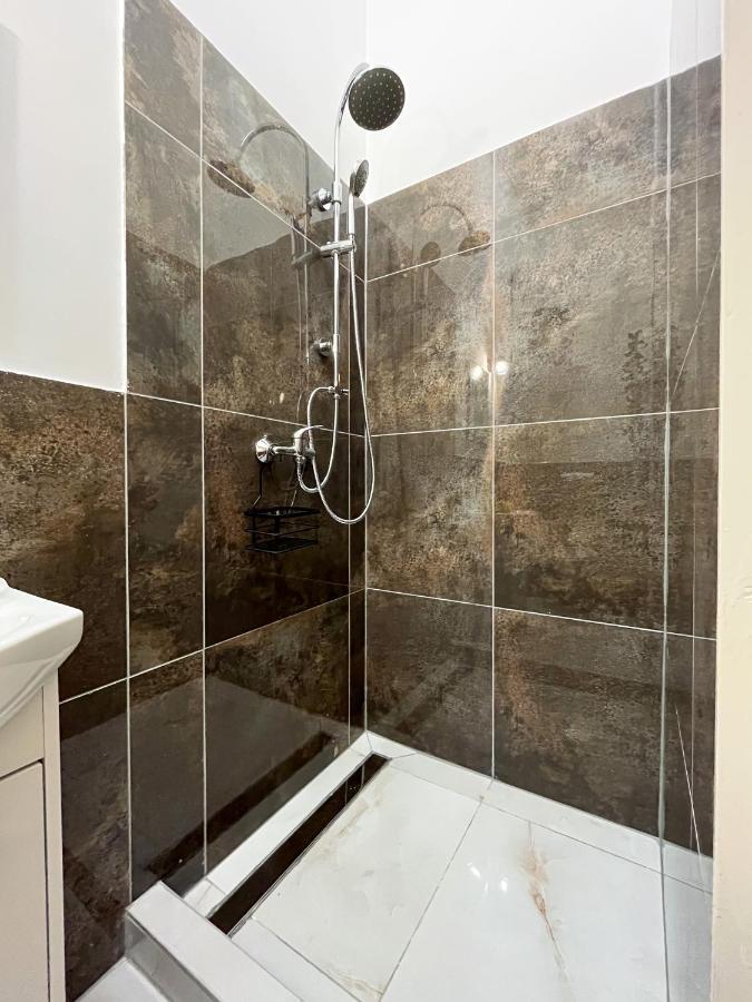 Green Goblin Apartment With Free Private Parking Budapest Extérieur photo